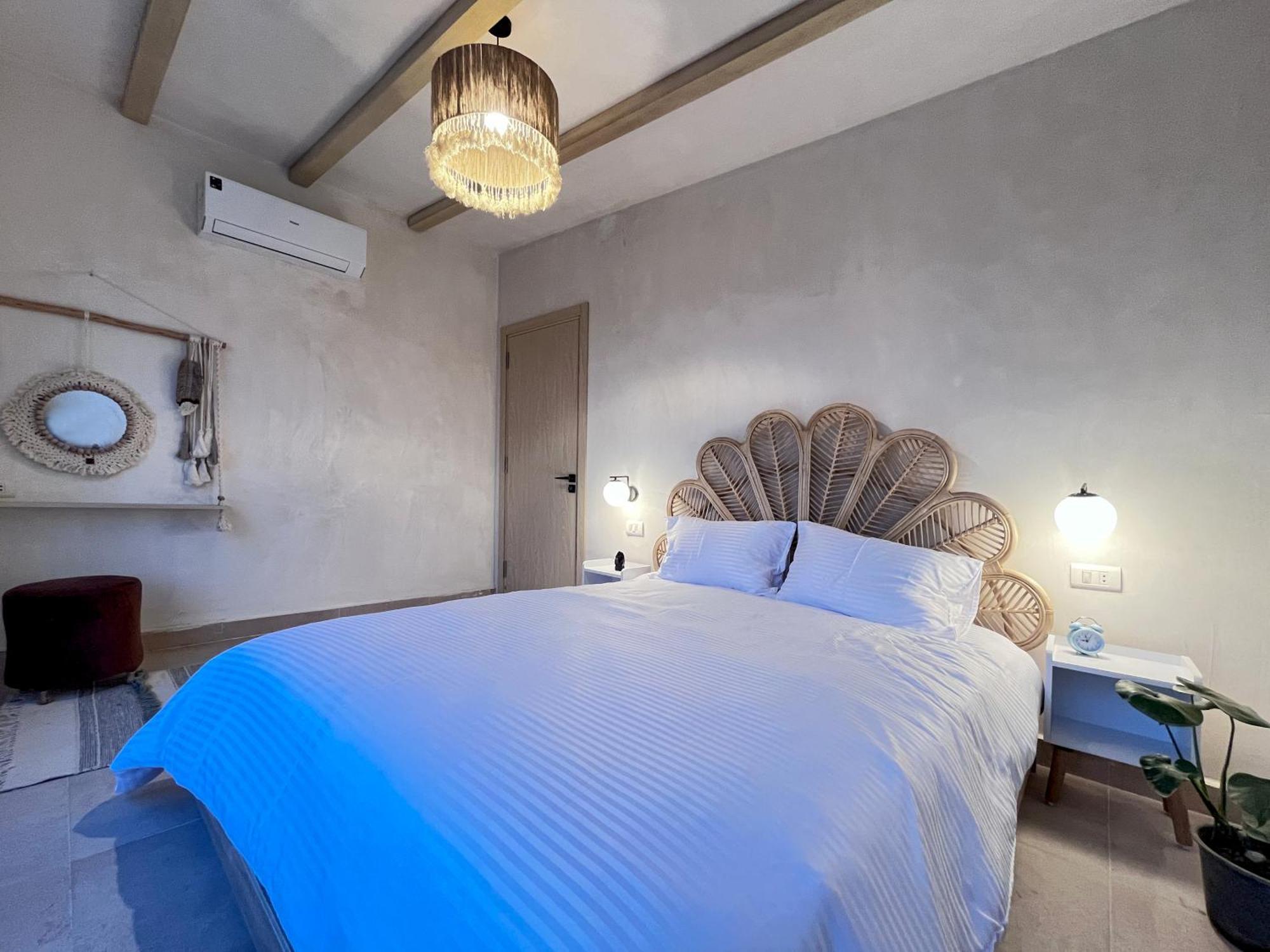 Boho Getaway With Pyramids View & Jacuzzi Apartment Giza Luaran gambar