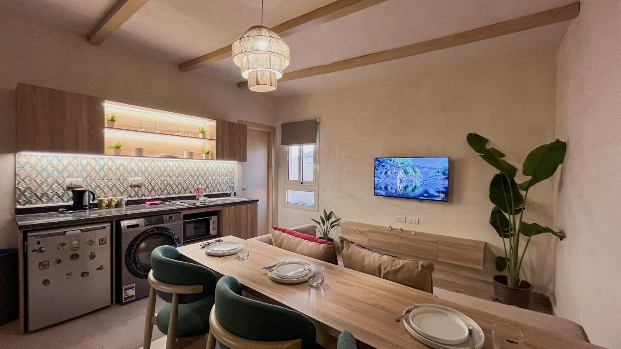 Boho Getaway With Pyramids View & Jacuzzi Apartment Giza Luaran gambar