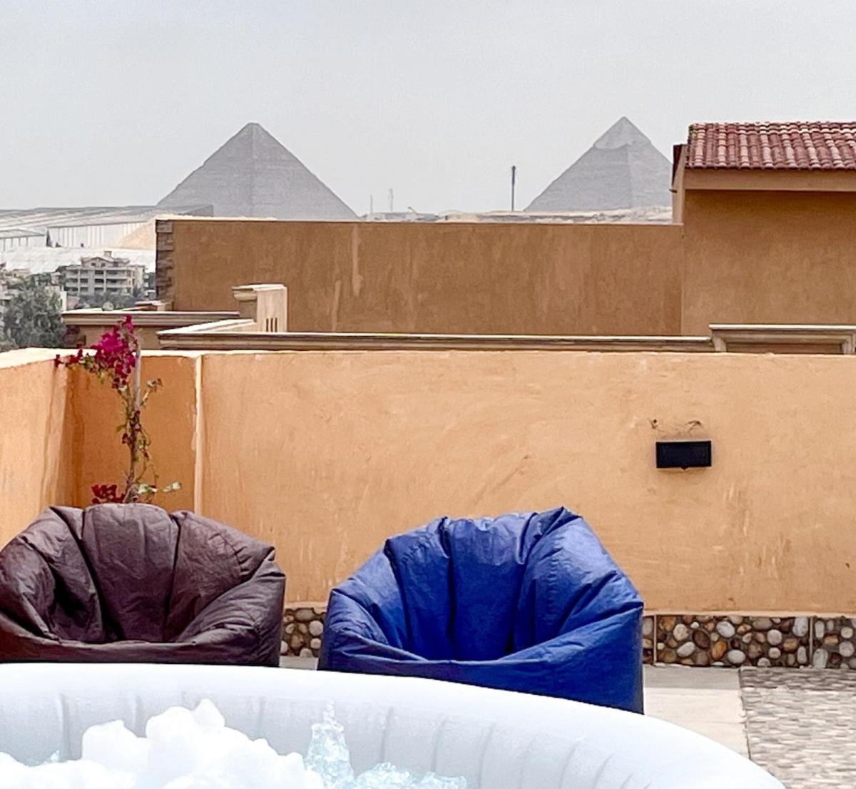 Boho Getaway With Pyramids View & Jacuzzi Apartment Giza Luaran gambar